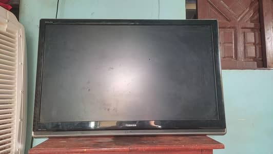 Toshiba 42" Full HD LCD TV 42RV500E - Working - Nawabshah