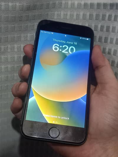 urgently sale iphone 8