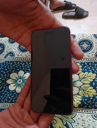 Apple iPhone SE