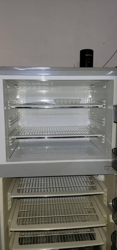 PEL refrigerator