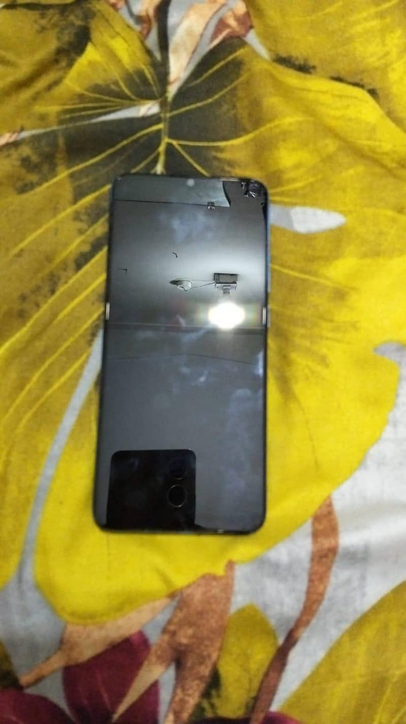 OPPO A16e 0
