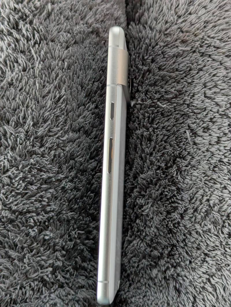 Google Pixel 7 3