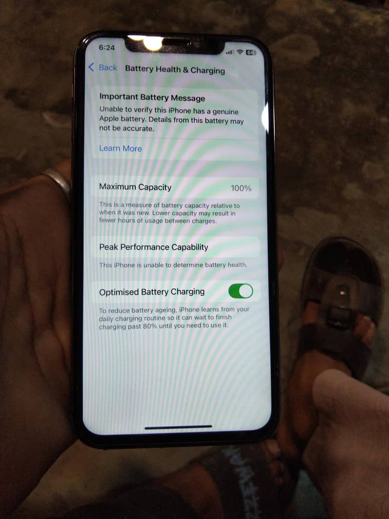 Apple iPhone X 4