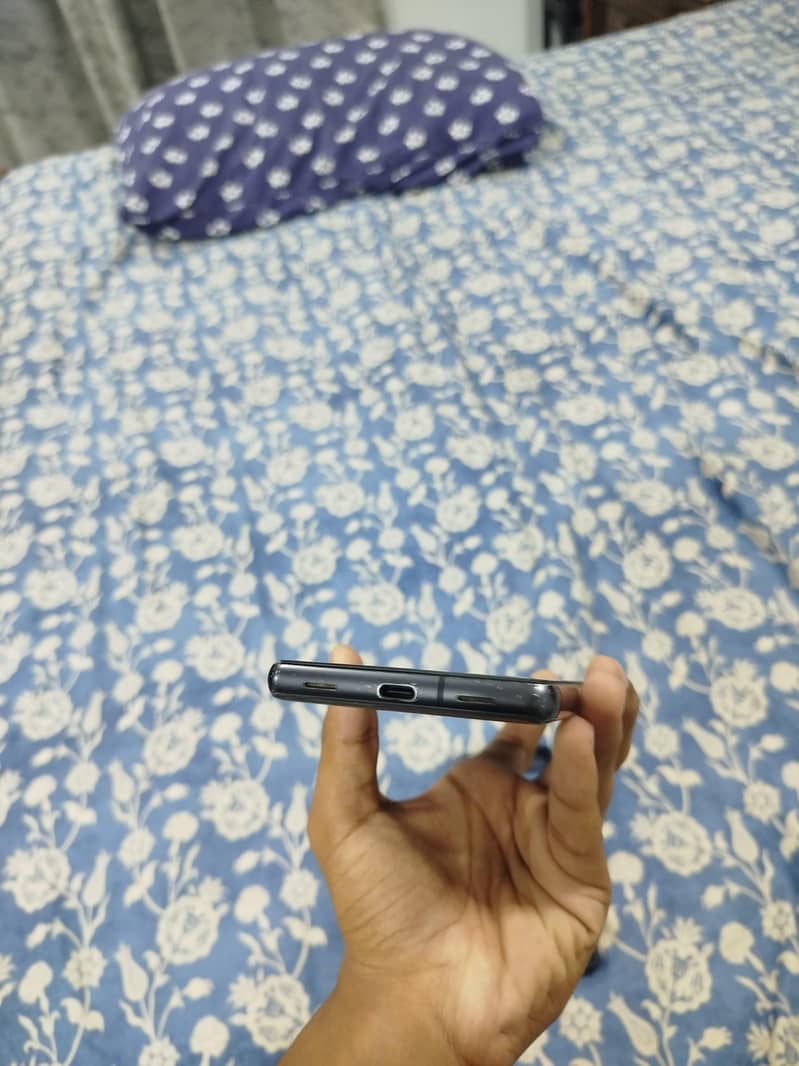 Google Pixel 7a 4