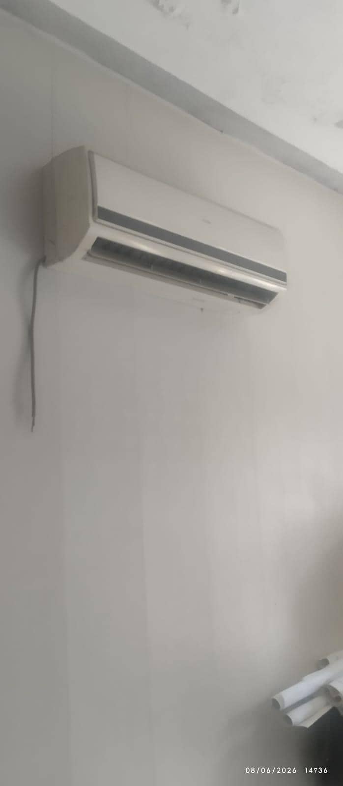 Split AC Cabinet AC 8