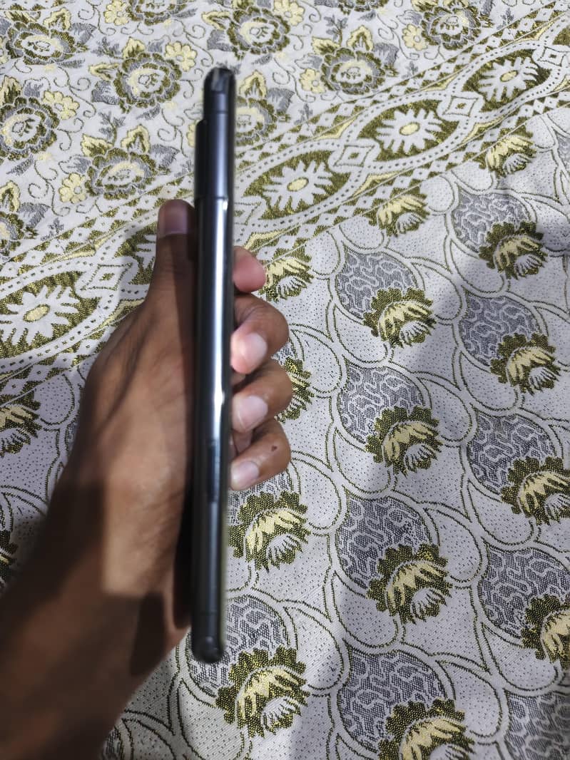 Google Pixel 7 Pro 2