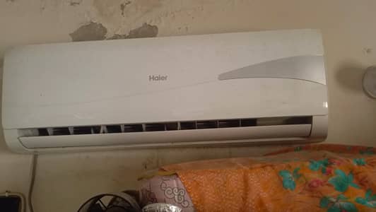 Haier non inverter AC HSU-12LT/032L