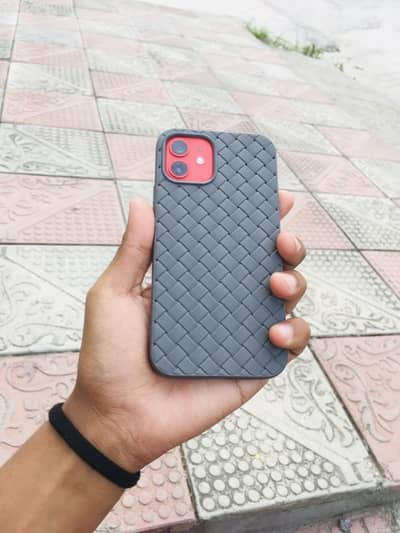 Apple iPhone 12