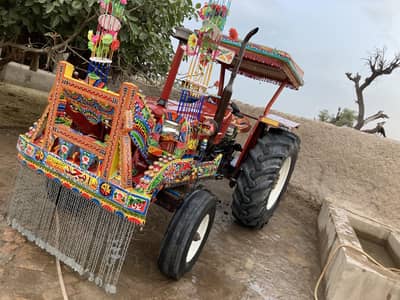 Tractor 640 model 16