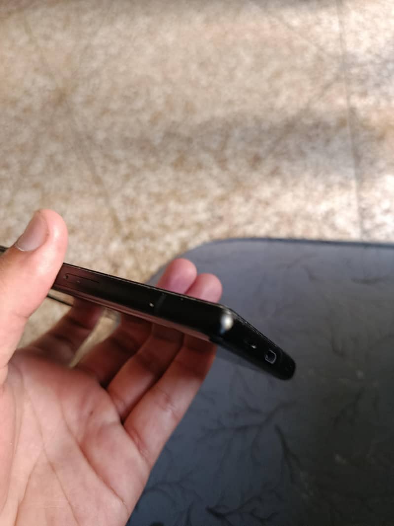 Google Pixel 6a 4