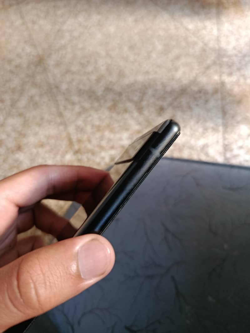 Google Pixel 6a 5
