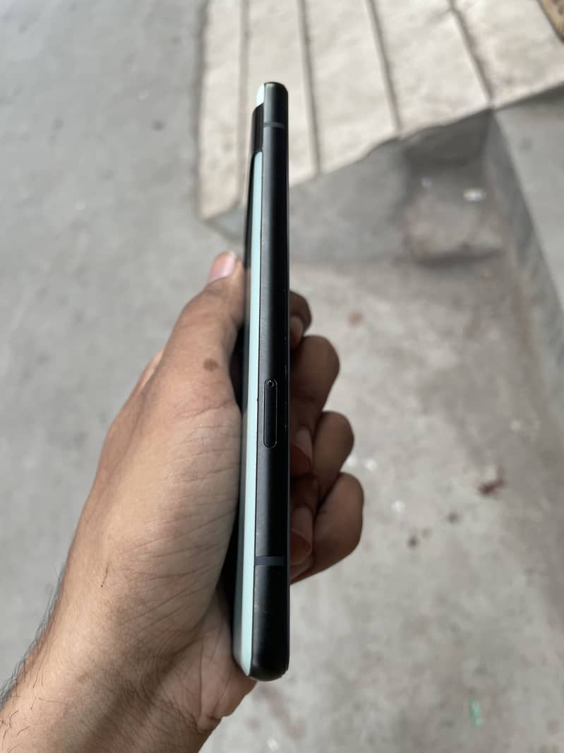 Google Pixel 6a 3