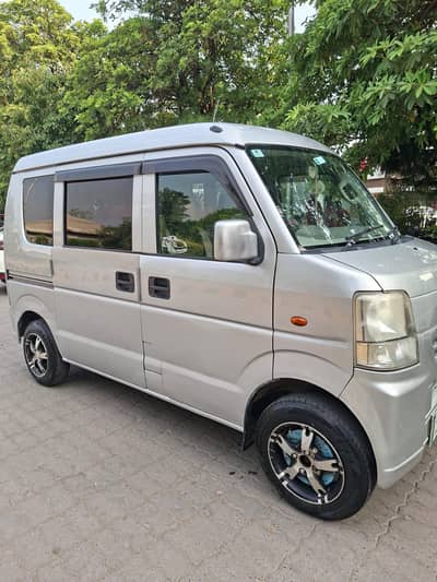Suzuki Every 2011