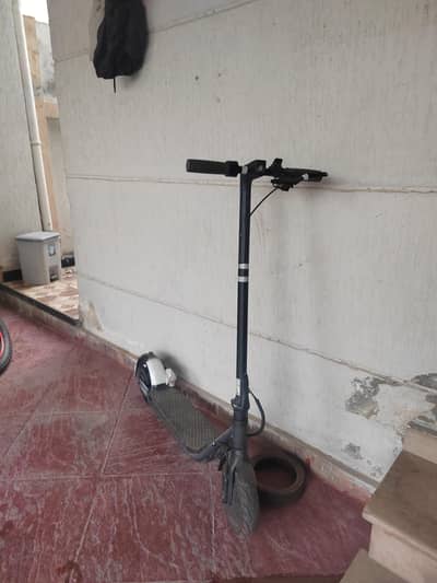 electric scooter top speed 30km