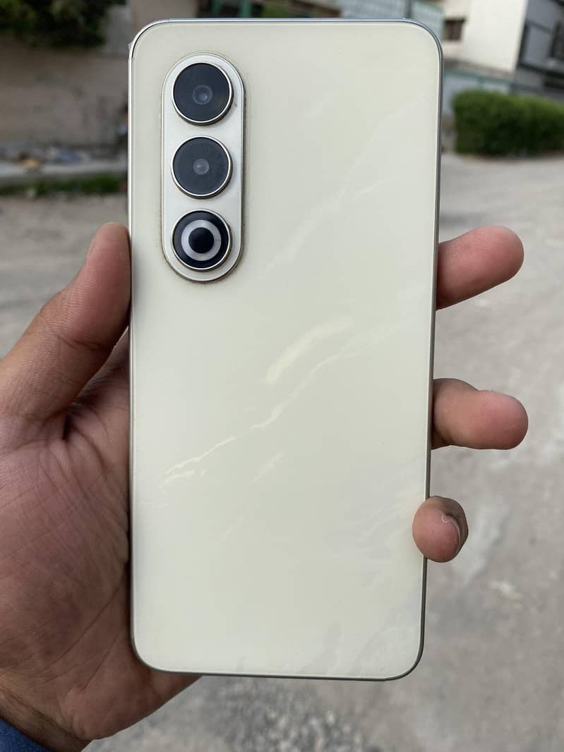 Itel S25 1