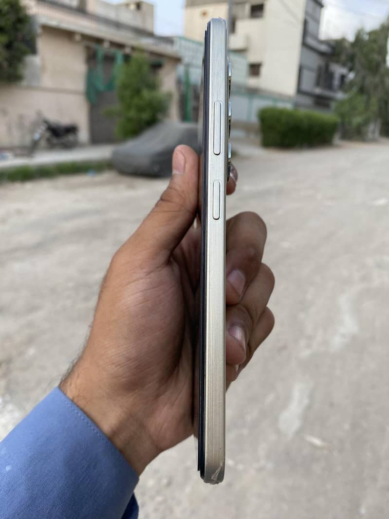 Itel S25 4