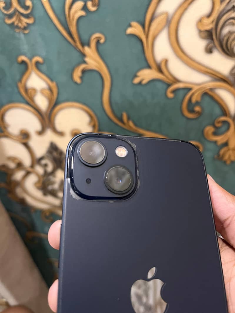 Apple iPhone 13 5