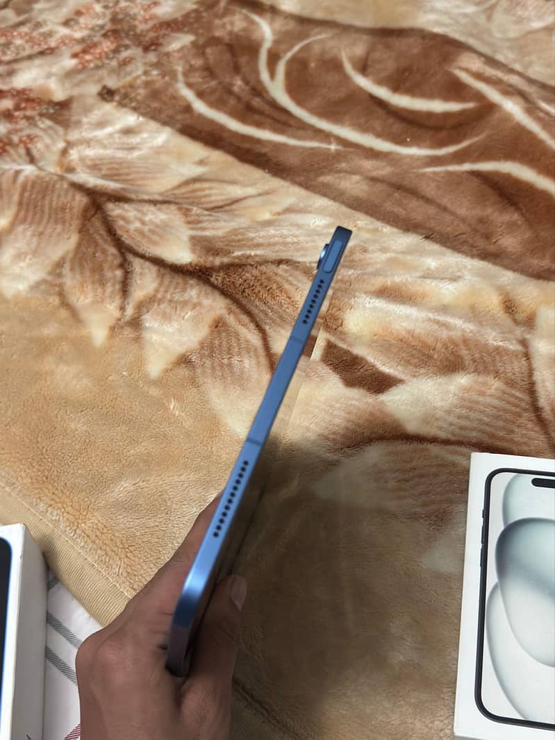 IPAD A16 5