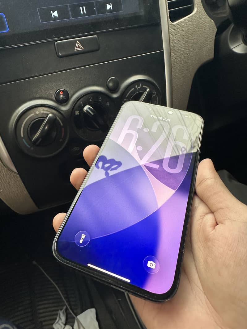 Apple iPhone 15 plus 0
