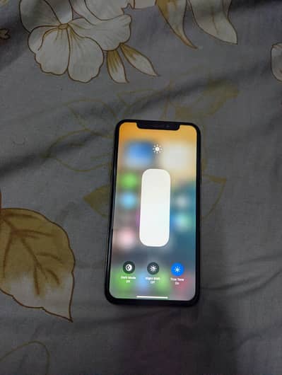Apple iPhone XS factory unlock golden colour