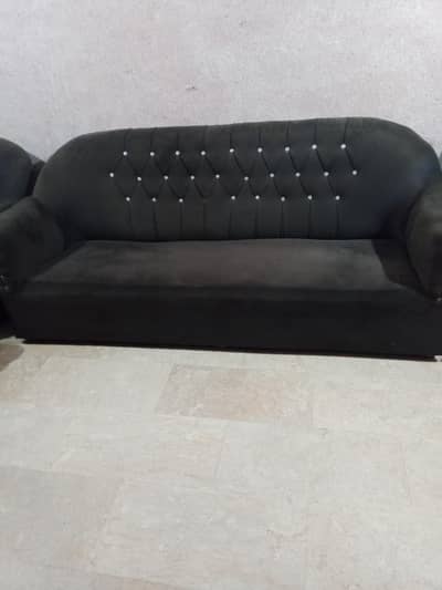 A 5 seater sofa