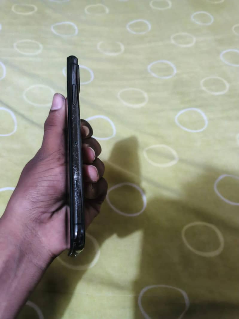 Apple iPhone X 2