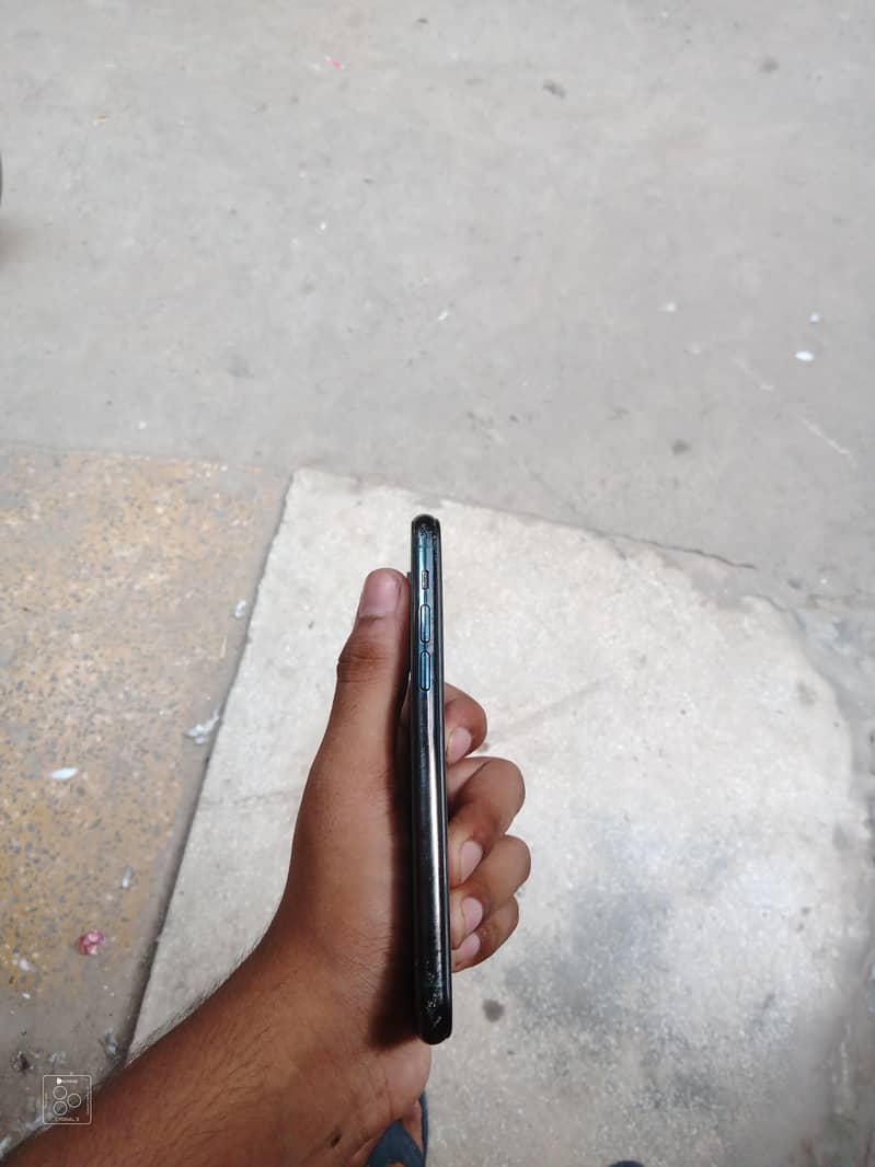 iPhone 11 Pro 3