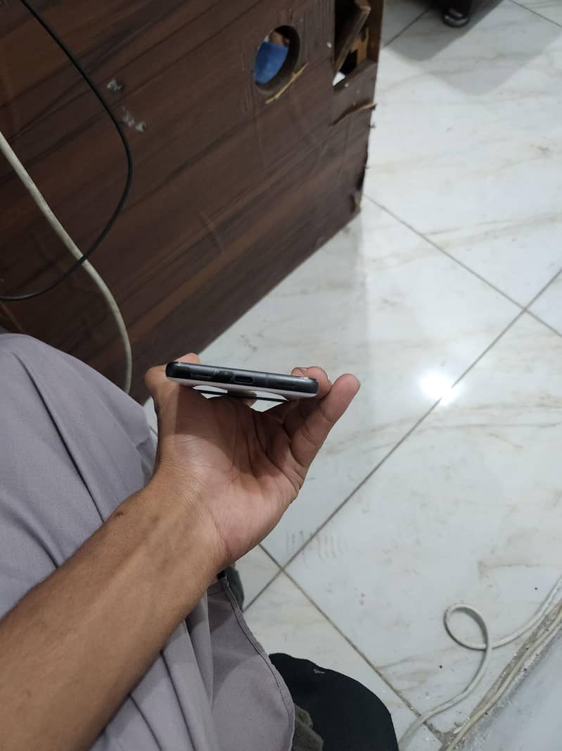 Google Pixel 6a 0