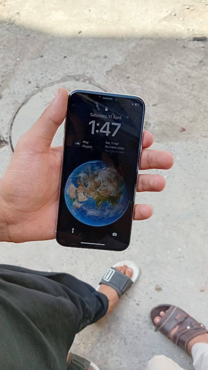 Apple iPhone X 0