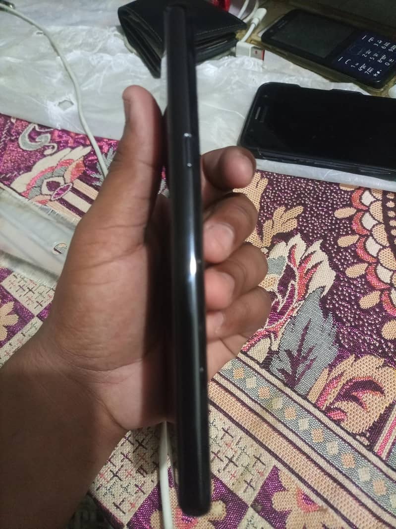 Samsung Mobile Note 8 5