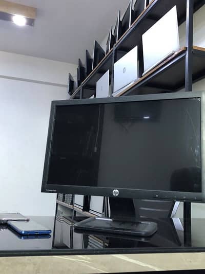 ​HP 20" LED Monitor | Clear Display | VGA & DVI Ports | Fresh Stock