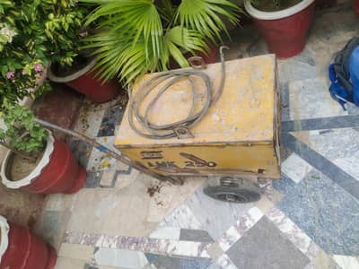 ESAB LHK   250