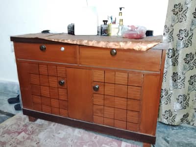 Dressing table for sale