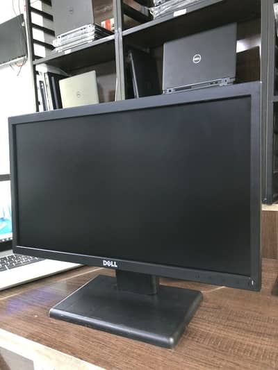 Dell 20" IPS Monitor | HD Display | HDMI + DP + VGA | Crisp Colors