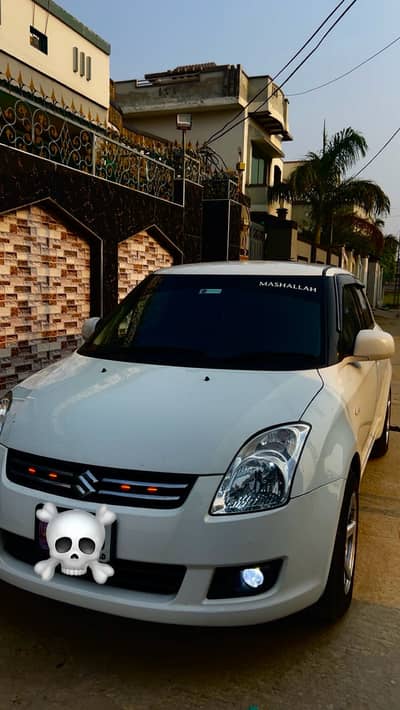 Suzuki Swift DLX Automatic 1.3 Navigation 2018 | Swift 2018 For Sale