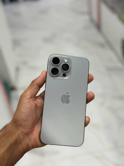 Apple iPhone 15 Pro Max