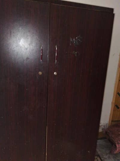 2 door cupboard 10 by 10