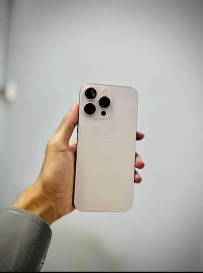 Apple iPhone 16 Pro Max