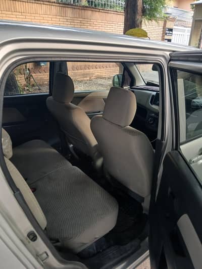 Suzuki Wagon R 2013