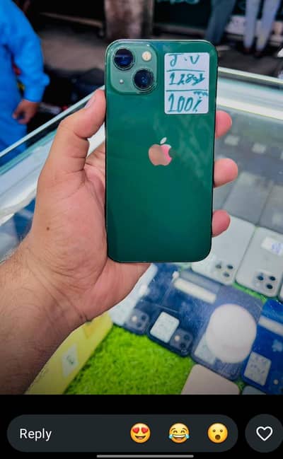Apple iPhone 13