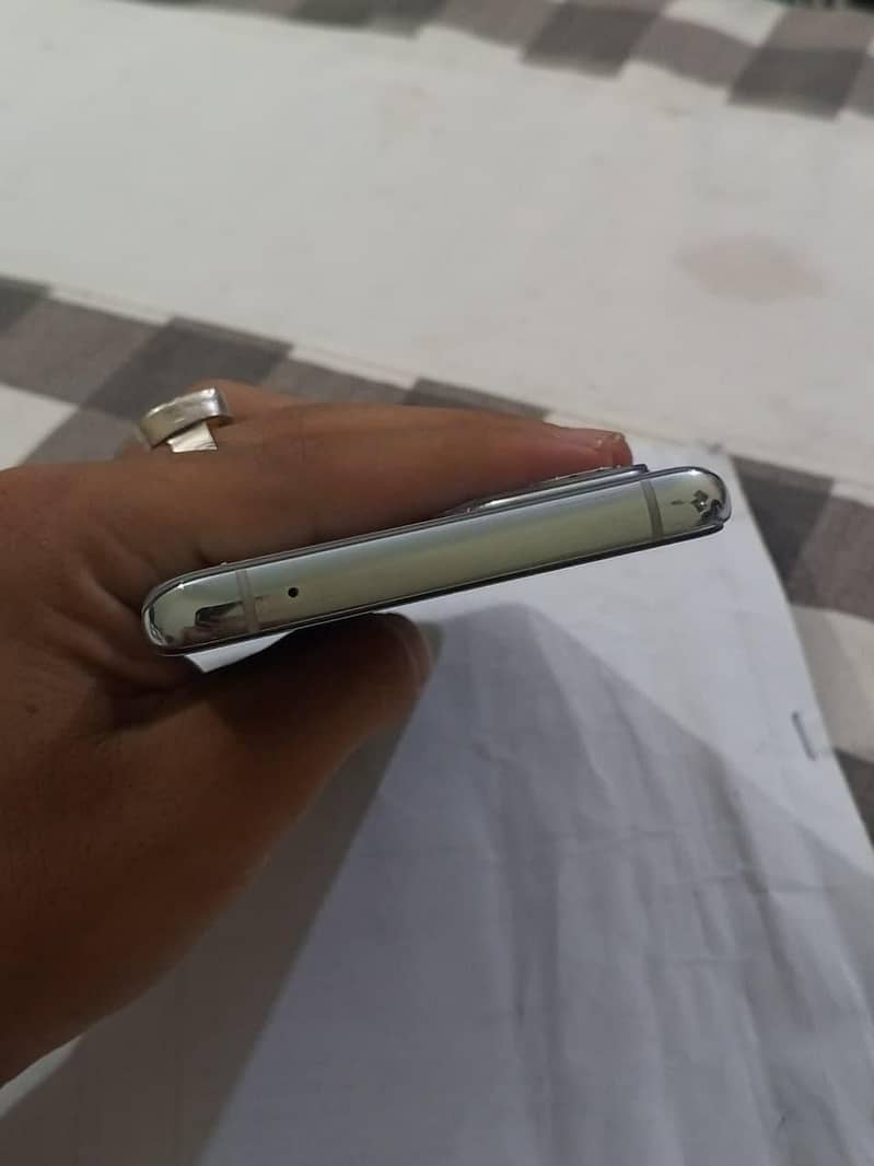 One Plus 9 Pro 4