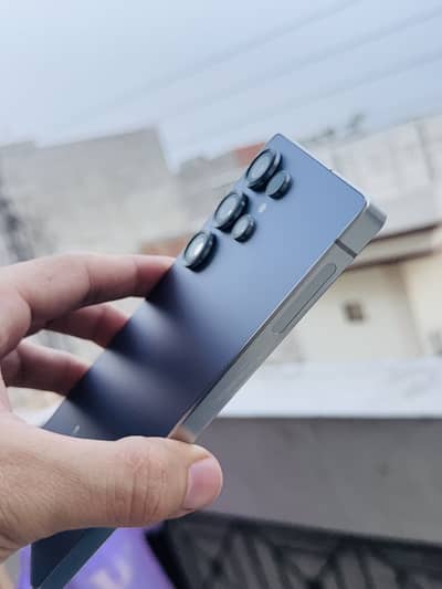 Samsung Mobile S25 Ultra