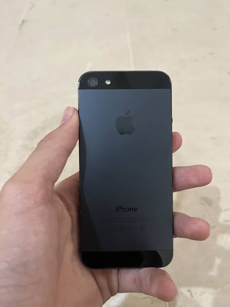Apple iPhone 5 0