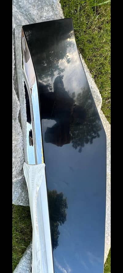 haval car chrome [below back light]