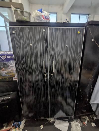 Scratchless 2-Door Wooden Wardrobe – Just Like New