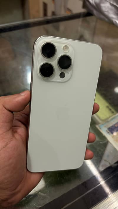 iPhone 15 Pro Max