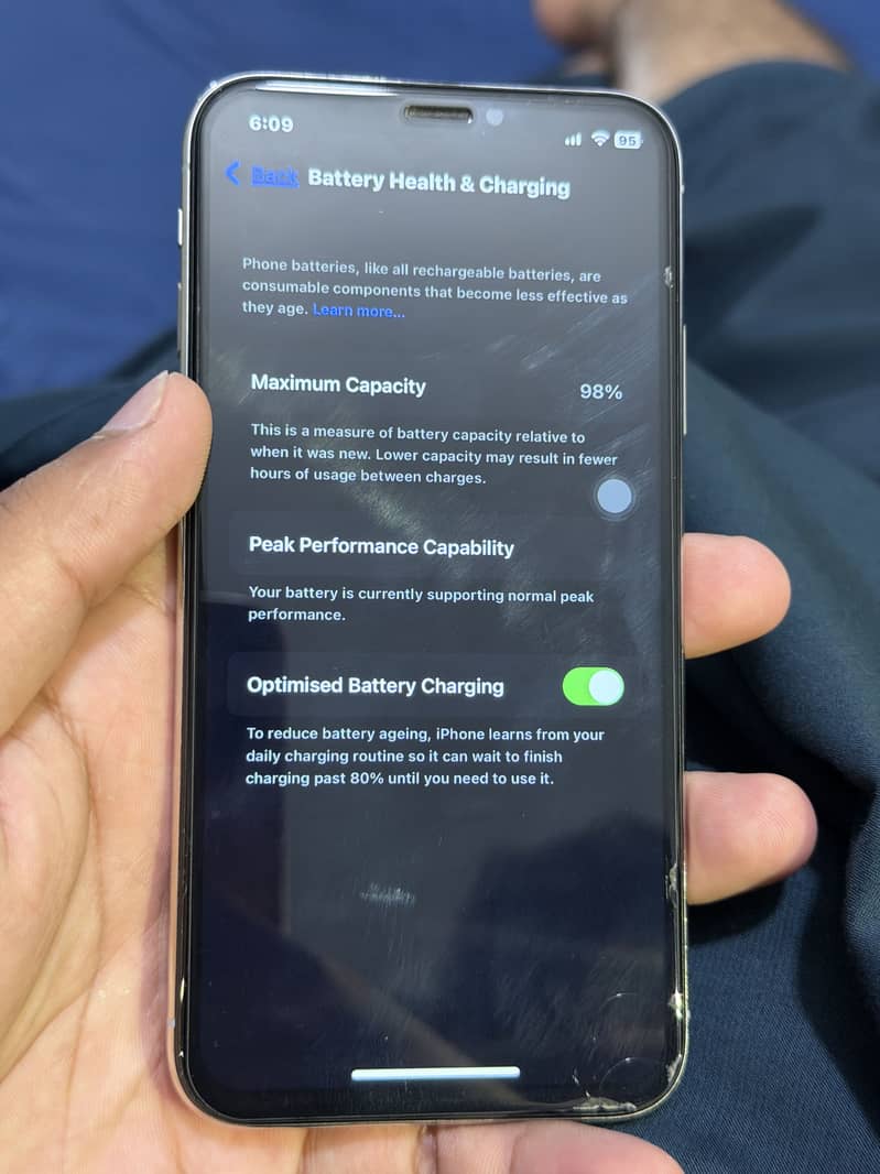 Apple iPhone X 3