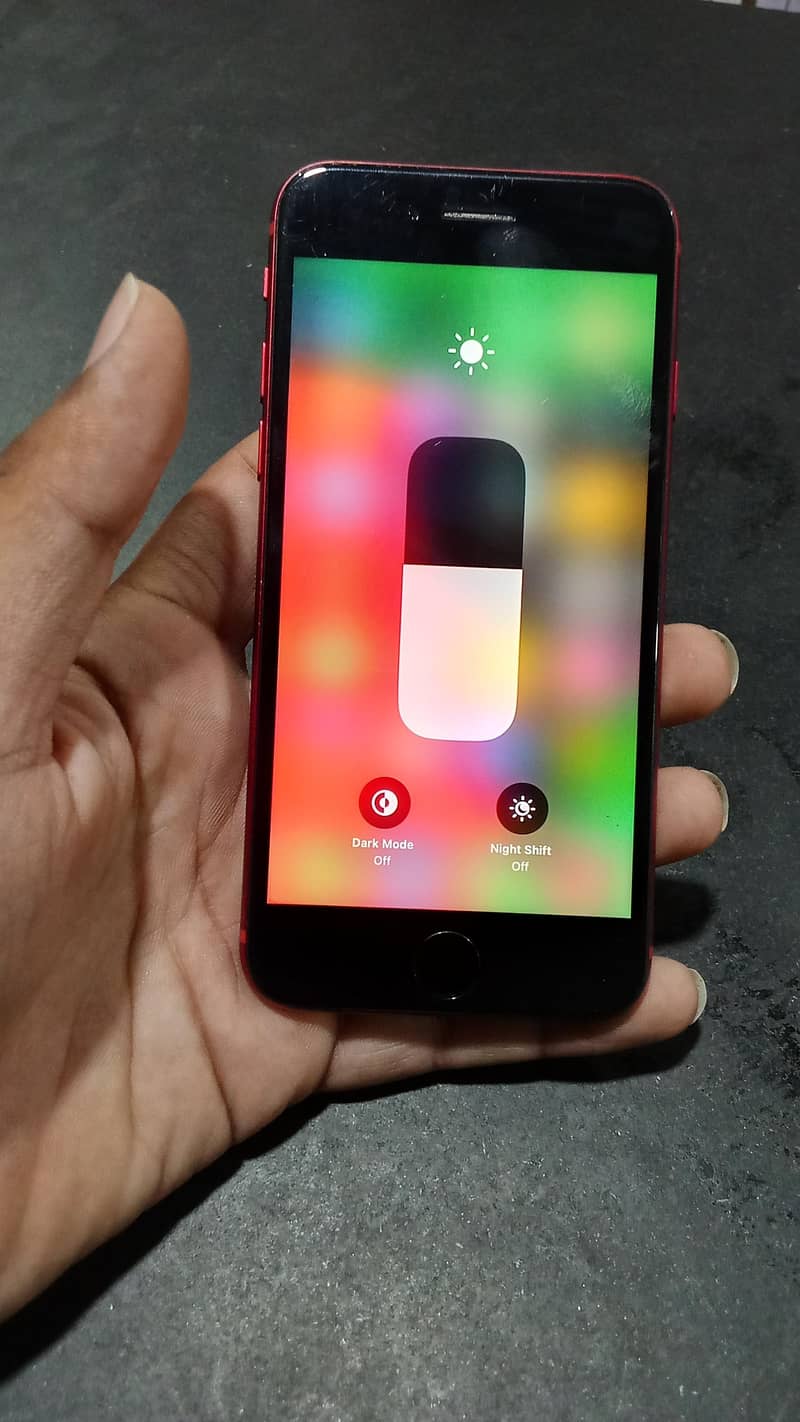 Apple iPhone 8 3