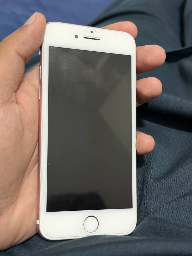 Apple iPhone 7 2