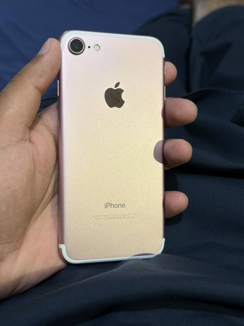 Apple iPhone 7 7
